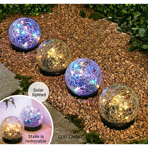 Outdoor garden decoration solar crackle globes - Product Image 4