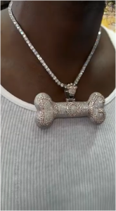 Colgante de Moissanita Personalizado, Plata 925 Chapada en Oro, Estilo Hip Hop, Super Brillante, VVS, con Incrustaciones de Moissanita - Product Image 3