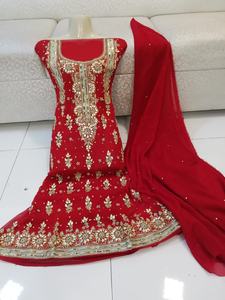 Salwar Kameez de Chifón con Trabajo a Mano, Traje de Diseñador de Alta Calidad para Ocasiones Especiales de Verano, Colección de Bodas Pakistaníes 2022 - Product Image 3