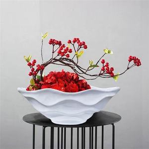 Pots de sol en fibre de verre minimalistes tendance 2026 pour plantes - Modernes, durables, légers et écologiques - Product Image 1