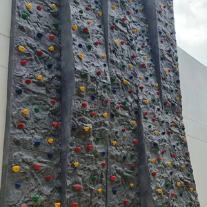 สวนสนุกผนังปีนเขาไฟเบอร์กลาส 4x4 สำหรับในร่ม/กลางแจ้ง แบบโมดูลาร์ เหมาะสำหรับเด็กและผู้ใหญ่ ใช้สำหรับการศึกษา สถานรับเลี้ยงเด็ก และกิจกรรมกีฬา - Product Image 1