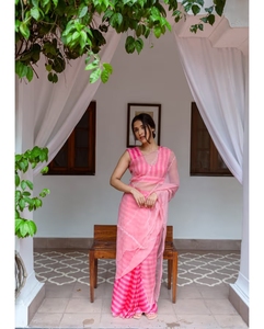 Sari rose en viscose brodé et imprimé à rayures avec chemisier non cousu, idéal pour les fêtes, infroissable et séchage rapide - Product Image 3