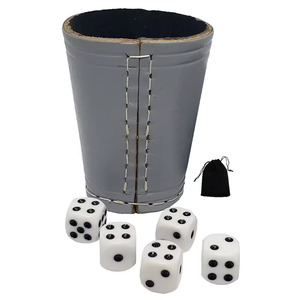 Gobelet à dés rond 7 cm de diamètre, base 5 cm, hauteur 9 cm, design minimaliste durable pour le rangement des dés - Product Image 4