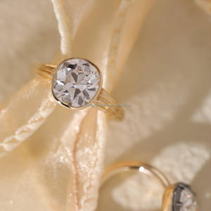 Arin Lab Grown Diamond CVD con IGI 2.52ct F Corte brillante 14K Oro amarillo Anillos de joyería de moda para niñas - Product Image 1