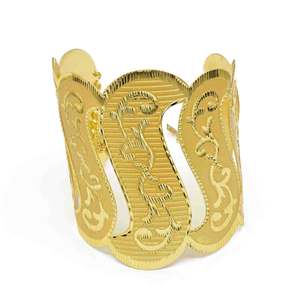 Pulsera Kada de Moda al por Mayor, Chapada en Oro de 14K, 18K, 24K, con Múltiples Cadenas Colgantes y Diseños Grabados Intrincados - Product Image 2