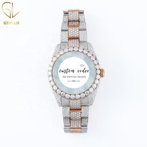 นาฬิกาข้อมือผู้ชายคุณภาพพรีเมียม ประดับเพชรโมอิสซาไนต์ D VVS ตัวเรือนโรสโกลด์ ดีไซน์ฮิปฮอป หน้าปัดแบบอาหรับ พร้อมฟังก์ชั่นวันที่อัตโนมัติ ผ่านการทดสอบเพชร - Product Image 1