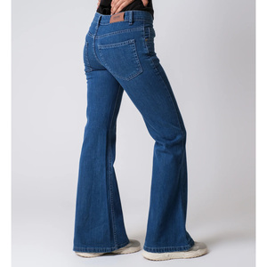 Jeans de Mezclilla para Mujer con Corte Moderno y Textura Suave para Uso Diario - Product Image 3