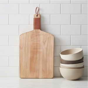 เขียงไม้ทรงสี่เหลี่ยมพร้อมด้ามจับหุ้มหนังและห่วงแขวน - Product Image 6