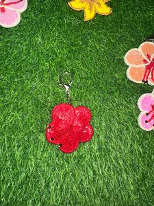 Llavero de Flores Bordadas a Mano, Colgante Textil de Algodón, Diseño Floral en Rosa, Rojo, Amarillo y Naranja, Decoración con Gancho Metálico - Product Image 6