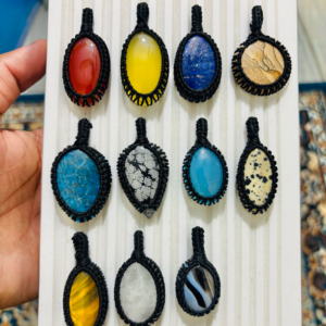 Colgante de Macramé con Gemas Naturales Mixtas, Colgante de Macramé Hecho a Mano, Lote Mixto de Colgantes de Macramé - Product Image 3