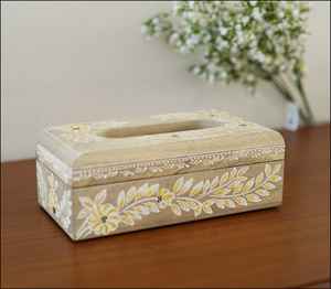 Porte-mouchoirs en bois massif artisanal, design sculpté, boîte à serviettes décorative pour table, accessoire de salon - Product Image 4