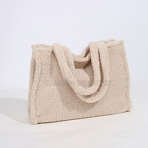 Bolsa de Felpa Ligera y Acogedora, Bolso Tote Suave y Cómodo, Amplio, para Llevar al Hombro, para Compras Diarias, Viajes, Estilo Casual - Product Image 6