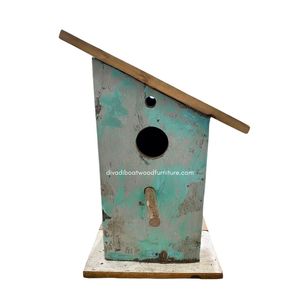 Nichoir pour oiseaux en bois recyclé, fait main, durable, en forme de bateau, couleur bois vieilli, cage à oiseaux originale, pour petits oiseaux d'extérieur - Product Image 1