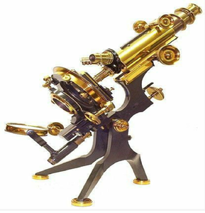 Élégant télescope de sol à double tube argenté sur un trépied en bois foncé pour la décoration, disponible à prix de gros. - Product Image 3