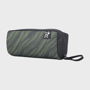 กระเป๋าใส่ดินสอสีเขียว Arctic Fox Clutch - กระเป๋าและกล่องอเนกประสงค์ - Product Image 2