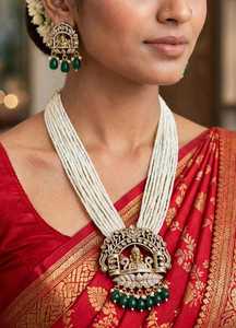 Conjunto de Collar con Colgante de Buda de Latón Chapado en Oro, Perlas de Imitación y Circonitas, para Mujer, Ideal para Fiestas, de la India (Rajasthan) - Product Image 4