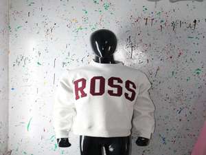 Sudadera ROSS ASH GREY con cuello alto, 100% bordado con apliques marrones, sudadera de cuello ancho con hilos finos. - Product Image 3