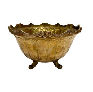 Cuenco de latón vintage hecho a mano con relieve, cuenco con pedestal, centro de mesa decorativo, cuenco para servir frutas, para decoración del hogar. - Product Image 2