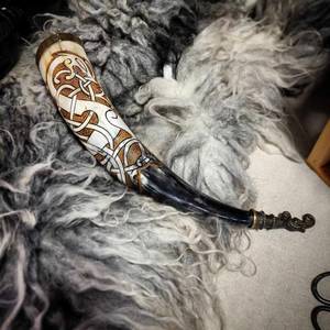 Chope à bière vintage en corne de buffle naturelle, élégante, sculptée, gravure personnalisée, plusieurs tailles disponibles par UO INDIA - Product Image 5
