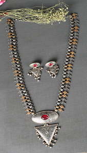 Conjunto de Collar y Pendientes Bohemios de Dos Tonos en Latón con Granate, Estilo Vintage, para Regalos de Compromiso, Aniversario y Boda - Product Image 2