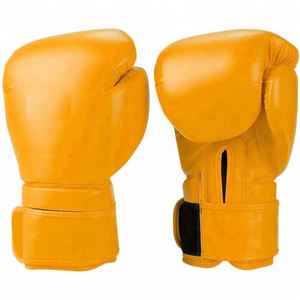 Gants d'entraînement de boxe en cuir professionnels avec sangle de maintien du poignet, idéaux pour la boxe, le Muay Thai et le Kickboxing, logo et design personnalisés - Product Image 1