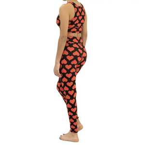 Conjunto de Yoga para Mujer con Estampado de Corazones, Top Corto y Leggings de Cintura Alta, 2 Piezas, Spandex y Poliéster, Espalda Cruzada, Cuello Redondo - Product Image 4