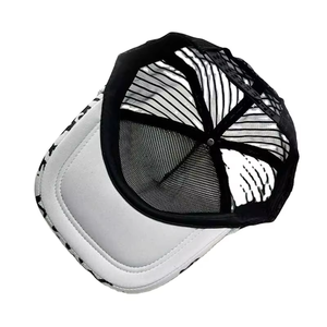 Gorra de béisbol de malla de 5 paneles personalizada Emidine, de algodón, con cierre trasero a presión, logotipo bordado en 3D, estilo deportivo, tela común, gorra de camionero al por mayor - Product Image 5