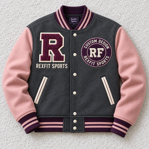 Chaqueta Bomber Personalizada con Apliques Texturizados, Insignia Personalizada, Mangas de Felpa Suave, Chaquetas de Béisbol Unisex con Cierre a Presión - Product Image 1