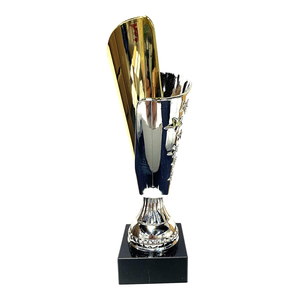 Copa de Trofeo Plateada con Elegante Premio Deportivo Dorado para Campeonatos, Competiciones Escolares, Eventos de Equipo y Reconocimiento - Product Image 1