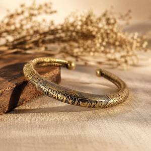 Bracelets ouverts faits à la main en laiton massif plaqué bronze antique |   Bracelets ethniques chrétiens gravés |   Vente en gros pour femmes - Product Image 1