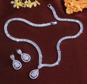 Pendientes de Gota de Agua con Moissanita Plateada en Platino, Conjunto de Joyería Nupcial de Plata 925 Certificada para Mujer, Ideal para Bodas y Fiestas - Product Image 4