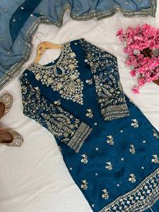 Realza la Belleza de tu Armario con este Conjunto de Salwar Kameez Moderno de Secado Rápido Recién Lanzado para Fiestas - Product Image 5