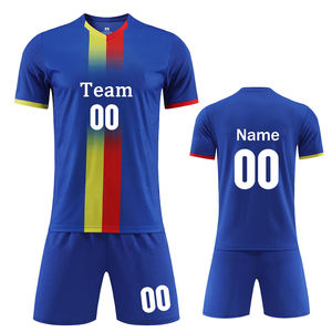 Tenue de football personnalisée tendance : Maillot et short de football à la dernière mode avec design par sublimation et logo imprimé pour équipe - Product Image 5