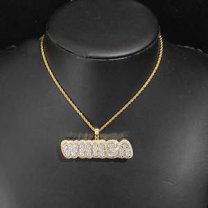 Collier Pendentif Personnalisé en Argent 925 et Moissanite pour Homme, Bijou Hip-Hop Léger et Éblouissant avec Nom Gravé - Product Image 4