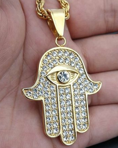 Colgante de Moissanita Personalizado con Diseño de Hamsa, Amuleto Protector, Amuleto de Ojo, Colgante de Mano de Fátima, Colgante de Plata 925, Colgante de Buena Suerte para Regalos - Product Image 1