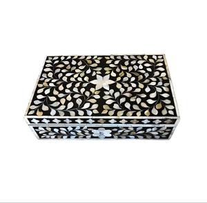 Caja de Joyería Artesanal de Resina Óptica con Incrustaciones de Nácar y Diseño Floral, Forma Rectangular, Tapa, 1 Capa de Almacenamiento, Capacidad de 1-3L - Product Image 4