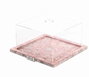 Plateau de service rose modeste à motifs géométriques avec couvercle transparent pour offrir en cadeau, présenter des chocolats et sublimer la présentation de table - Product Image 1