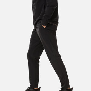 Conjunto de Chaqueta Cortavientos Ligera de Nailon Personalizada y Pantalones Deportivos con Cordón, Traje Deportivo para Hombre - Product Image 5