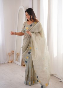 Sari en soie Gold Crush avec broderie multicolore et bordure à motifs – Finition découpée par des artisans - Product Image 3