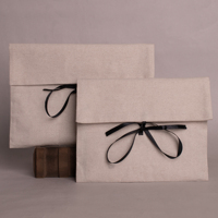 Sac cadeau en coton biologique à rabat avec logo personnalisé, pochette d'emballage pliable avec ruban, étui textile pour bijoux et lunettes – Prix usine