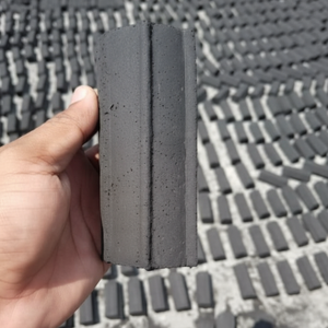 Briquettes de coque de noix de coco de haute qualité |   Charbon de bois de qualité supérieure pour grillades |   Énergie Écologique Durable pour les Restaurants - Product Image 1