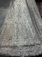 Robe Lehenga Choli Grande Taille en Dentelle Coupe A-Line avec Voile, Taille Naturelle, Broderie Florale, Manches Lanterne, Tenue de Mariage Formelle