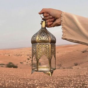 <b>Set</b> of 3 Gold Iron <b>Lanterns</b> with Glass Panels for Home Decoration - Product Image 6