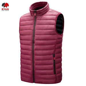 Gilets matelassés Ryan Pro Gear pour hommes, design personnalisé, rembourrage en polyester, tissu confortable avec logo personnalisé - Product Image 3