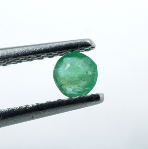 Piedra Preciosa de Ópalo Zambiano de 0.10ct, Ópalo Verde Facetado Redondo (3.5X2MM), Colgante de Compromiso Vintage con Forma de Corazón Chapado en Plata - Product Image 5