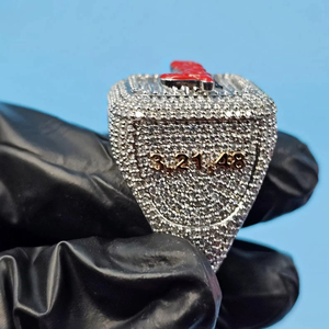 Bague Hip Hop Moissanite VVS personnalisée avec logo lettre, certifiée IGI, en argent 925, bijoux fins pour homme, idéale pour les fêtes - Nouveauté très prisée - Product Image 4