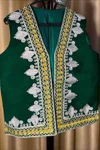 Gilet d'hiver élégant et personnalisable pour homme, col en V, décontracté, avec détails boutonnés, en tissu peigné anti-boulochage de qualité supérieure 220g - Product Image 5