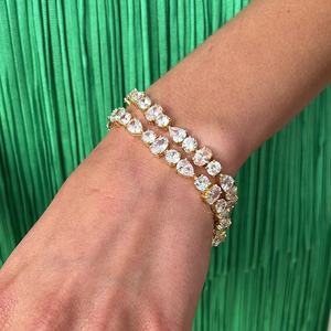 Pulsera de tenis unisex de plata chapada en oro de 18 quilates con diamantes de corte marquesa y engaste de garra, clásica para uso diario - Product Image 4