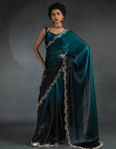 Sari de Fiesta Estilo Bollywood de Seda Satén Reversible Adornado y Sin Arrugas - Product Image 5