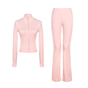 Conjuntos Deportivos Populares para Mujer, Conjunto de Yoga sin Costuras, Leggings con Efecto Push-Up, Traje de Gimnasio con Top Corto Halter - Product Image 5